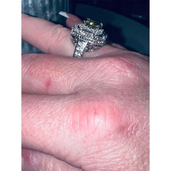 Cushion Double Halo Green Peridot Sterling Silver Cocktail ring in size 7. - Picture 8 of 12